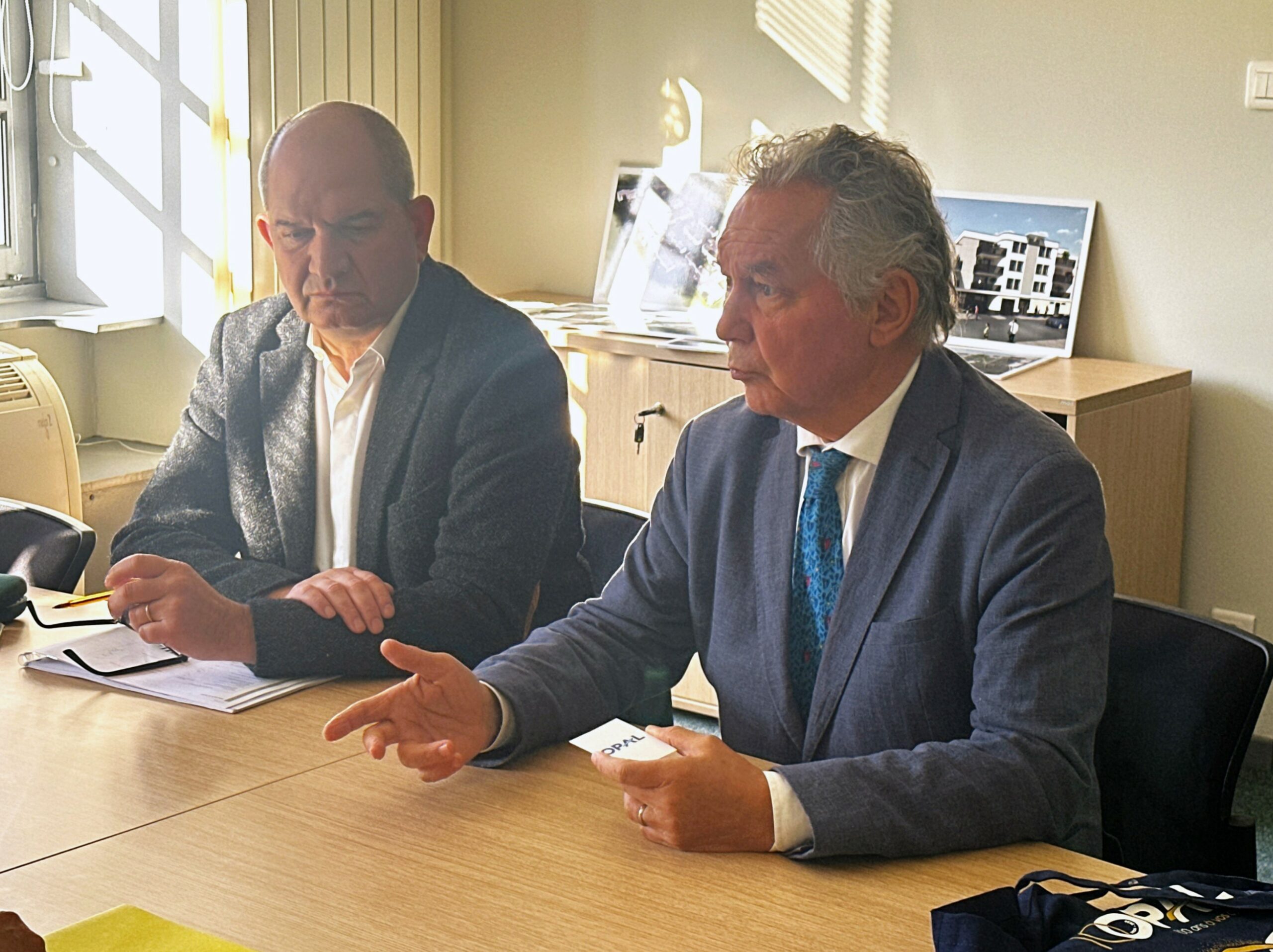 FNOPH. Fédération nationales des Offices Publics de l'Habitat. Freddy Grzeziczak, Président de l’OPAL et Eric Dourlen, Directeur Général. Marcel Rogemont, Président de la Fédération Nationale des Offices Public de l’Habitat, et Laurent Goyard, Directeur Général.