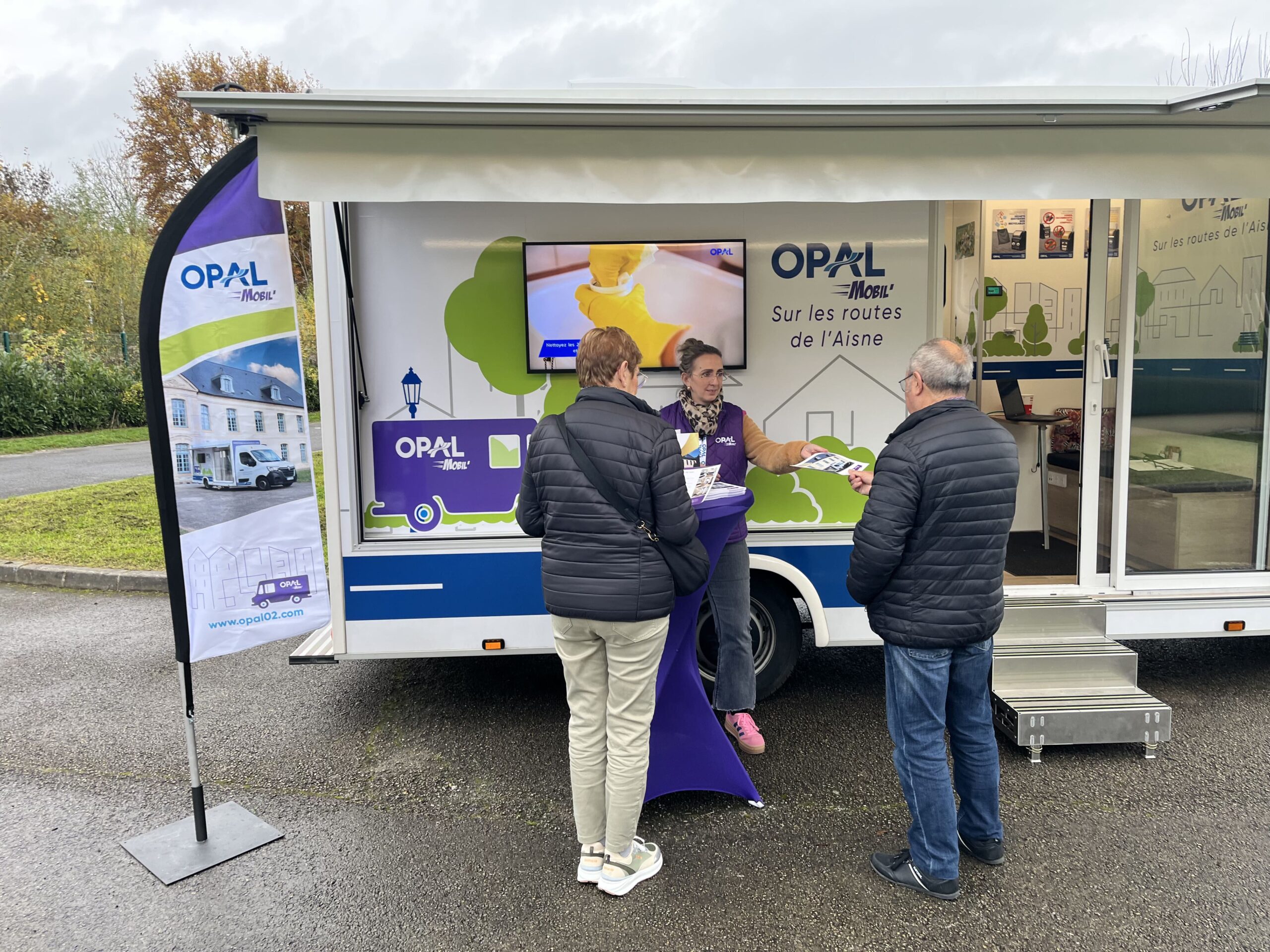 Salon de l'habitat et de l'immobilier. Laon. 2024. Recherche logement à vendre ou à louer